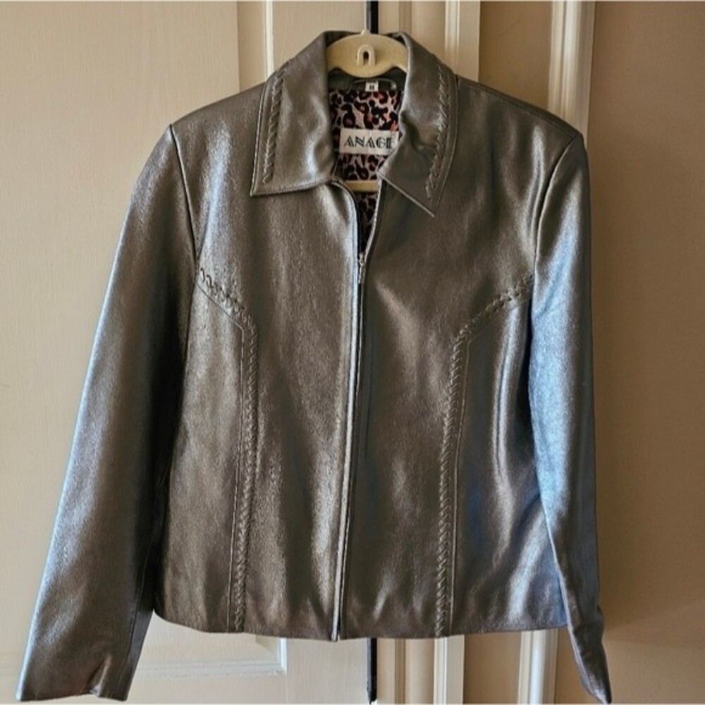 ANANGE Silver Leather Jacket Whip Stitch Pockets Size Medium